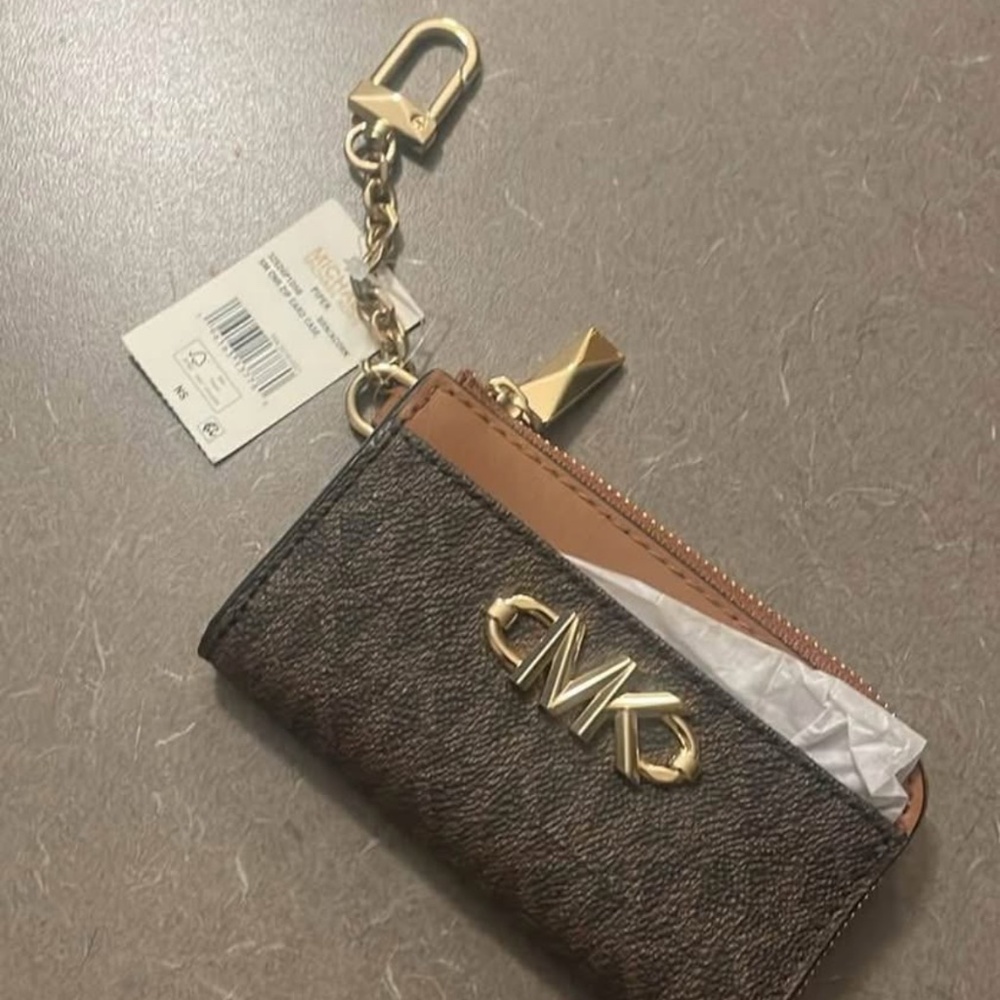 🤎💛NWT Micheal Kors mini wallet 💛🤎